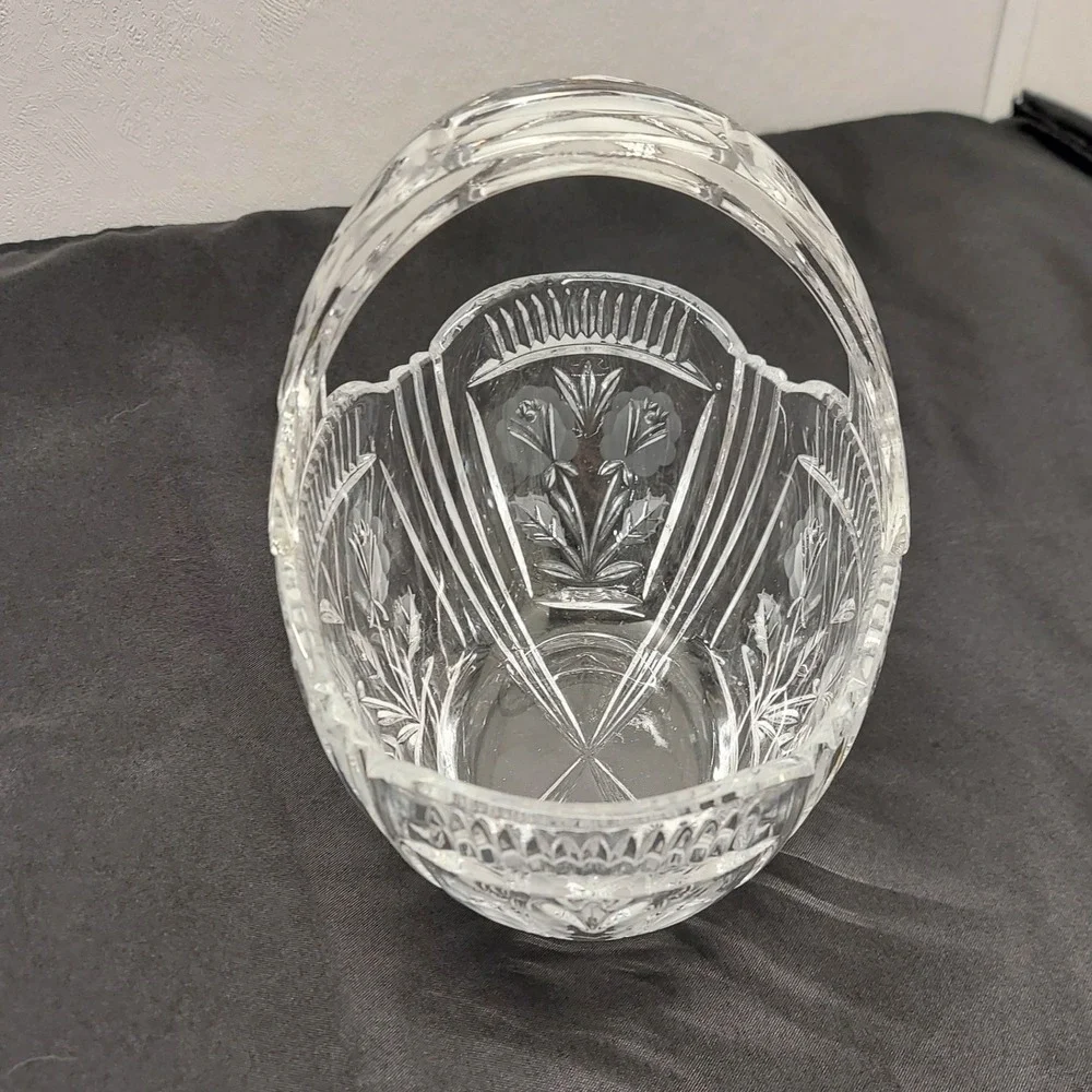 Vintage Crystal Glass Basket Frosted Floral Etched Scalloped Candy Dish 8